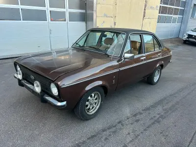 Gebraucht Ford Escort Ghia 72 PS (52 kW) 1976 Braun Limousine