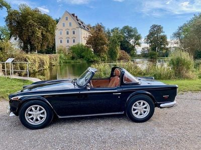 Usata Triumph TR 250 103 CV (75 kW) 1968 Nero Cabrio