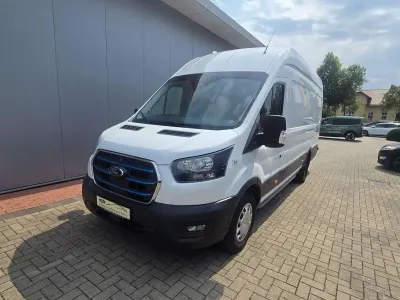 Gebraucht Ford E-Transit Extended Range 197 kW (269 PS) 2023 Frostweiß Van