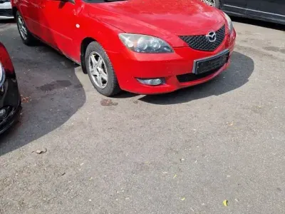 Gebraucht Mazda 3 Comfort 105 PS (77 kW) 2006 Rot Limousine