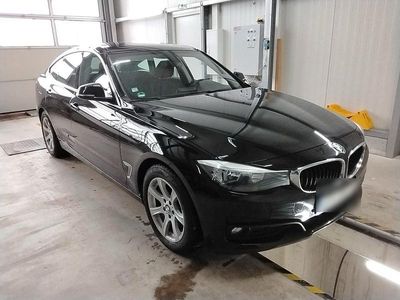 Gebraucht BMW 320 190 PS (139 kW) 2016 Schwarz Limousine