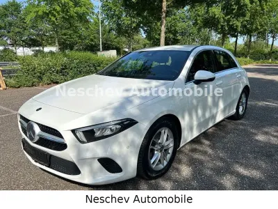Gebraucht Mercedes A180 Progressive 136 PS (100 kW) 2019 Weiß Limousine