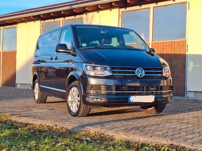 Second-hand VW T6 Generation Six 150 CP (110 kW) 2019 Albastru Van