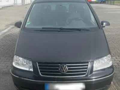 Gebraucht VW Sharan 140 PS (102 kW) 2009 Schwarz Van / Kleinbus