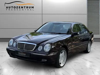 Gebraucht Mercedes E430 279 PS (205 kW) 2000 Schwarz Limousine