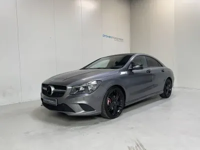 Gebraucht Mercedes CLA200 136 PS (100 kW) 2015 Grau Coupé