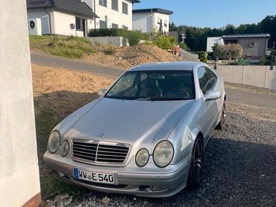 Mercedes CLK320