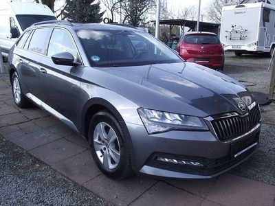 Gebraucht Skoda Superb Ambition 150 PS (110 kW) 2022 Grau Kombi