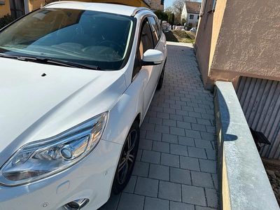 Usata Ford Focus 150 CV (110 kW) 2013 Bianco Station wagon