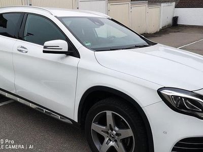 Mercedes GLA200