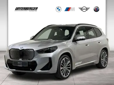 Gebraucht BMW iX1 M Sport 150 kW (204 PS) 2026 Silber SUV