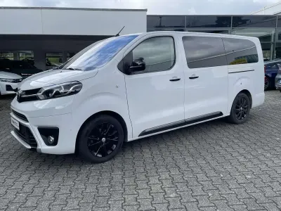 Usata Toyota Proace Verso Executive 177 CV (130 kW) 2023 Bianco Station wagon