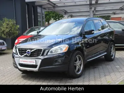 Używany Volvo XC60 Momentum 185 KM (136 kW) 2009 Czarny SUV