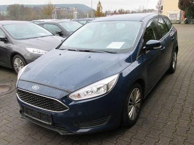 Gebraucht Ford Focus Trend 120 PS (88 kW) 2015 Blau Kombi