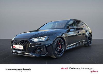 Mythosschwarz metallic Gebraucht 2024 Audi RS4 Performance Kombi | 89.839 €