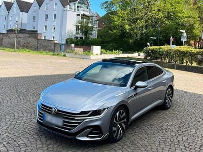 Second-hand VW Arteon R-line 190 CP (139 kW) 2024 Gri Break