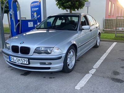 BMW 318