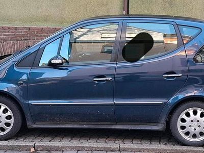Blau Gebraucht 2004 Mercedes A140 Elegance Limousine | 2.000 €