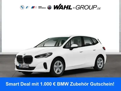 Gebraucht BMW 220 Active Tourer 170 PS (125 kW) 2025 Alpinweiß uni Van / Kleinbus