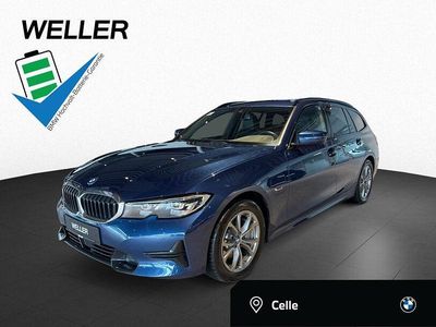 Gebraucht BMW 330e Comfort Edition 184 PS (135 kW) 2022 Phytonicblau (blau) Kombi