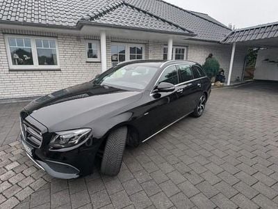 Mercedes E200