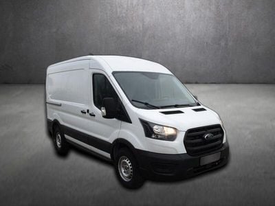 Farbe: weiß Gebraucht 2023 Ford Transit | 27.870 € (Fairer Preis)