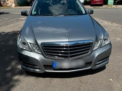 Mercedes E220