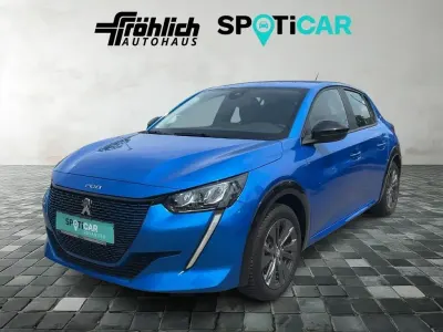 Gebraucht Peugeot e-208 Active 100 kW (136 PS) 2022 Vertigo blau perlmutt (metallic) Kleinwagen