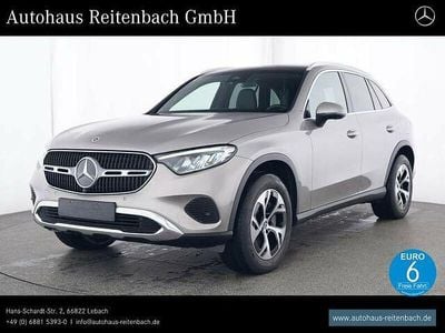 Gebraucht Mercedes GLC300e Avantgarde 204 PS (150 kW) 2023 Mojavesilber SUV