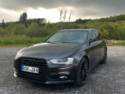 Gebraucht Audi A4 S-Line 177 PS (130 kW) 2012 Grau Kombi