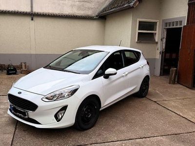 Gebraucht Ford Fiesta Active 101 PS (74 kW) 2018 Weiß Kleinwagen