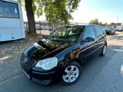Gebraucht VW Polo United 80 PS (58 kW) 2009 Schwarz Kleinwagen
