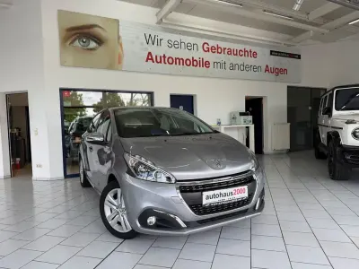 Gebraucht Peugeot 208 Signature Sky 110 PS (80 kW) 2019 Grau Kleinwagen