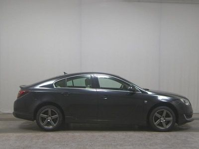 Usado Opel Insignia Innovation 250 HP (183 kW) 2014 Preto Sedan