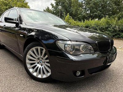 BMW 730