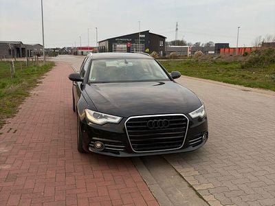 Usado Audi A6 177 HP (130 kW) 2013 Preto Carrinha
