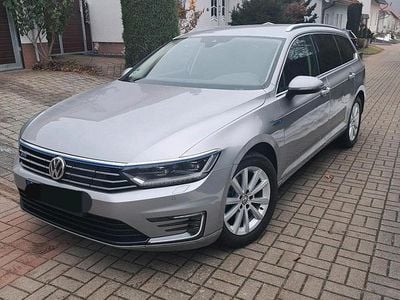 Usata VW Passat GTE 218 CV (160 kW) 2016 Grigio Station wagon