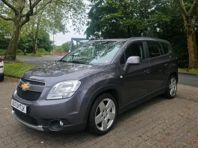 Gebraucht Chevrolet Orlando 163 PS (119 kW) 2012 Grün Van / Kleinbus
