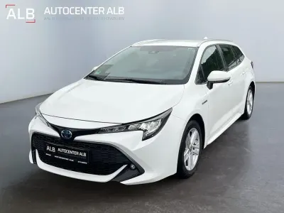 Gebraucht Toyota Corolla 98 PS (72 kW) 2021 Weiß Limousine