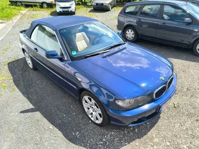 Gebraucht BMW 320 Cabriolet 170 PS (125 kW) 2004 Blau Cabrio