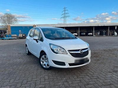 Gebraucht Opel Meriva 100 PS (73 kW) 2014 Weiß Van / Kleinbus