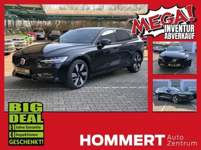 Neu Volvo V60 Plus 398 PS (292 kW) 2025 Schwarz Kombi
