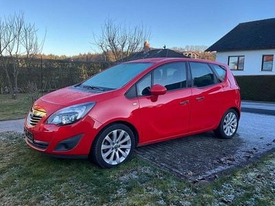 Rot Gebraucht 2012 Opel Meriva Design Edition Van / Kleinbus | 5.450 € (Guter Preis)