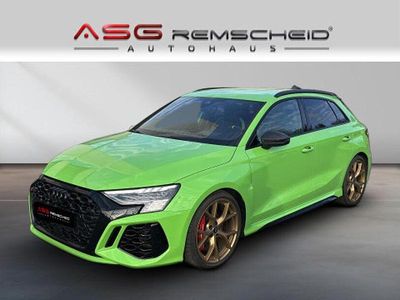 Second-hand Audi RS3 Sport 400 CP (294 kW) 2022 Verde Berlinǎ