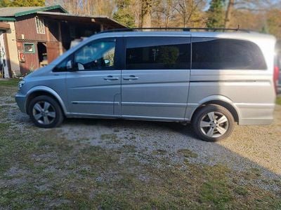 Gebraucht Mercedes Viano 163 PS (119 kW) 2012 Silber Van / Kleinbus
