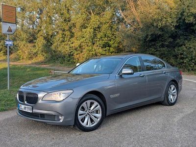 Gebraucht BMW 730 211 PS (155 kW) 2014 Grau Limousine