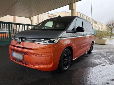Usata VW Multivan 150 CV (110 kW) 2023 Arancione Monovolume