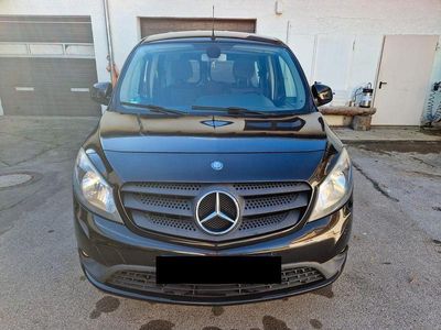 Mercedes Citan 111