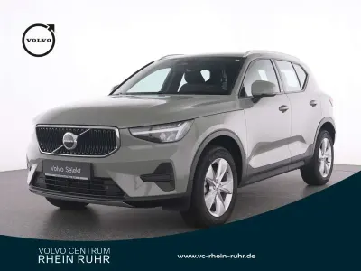 Gebraucht Volvo XC40 Core 197 PS (144 kW) 2024 Grün SUV