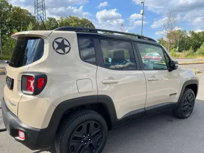 Gebraucht Jeep Renegade Trailhawk 170 PS (125 kW) 2017 Beige SUV